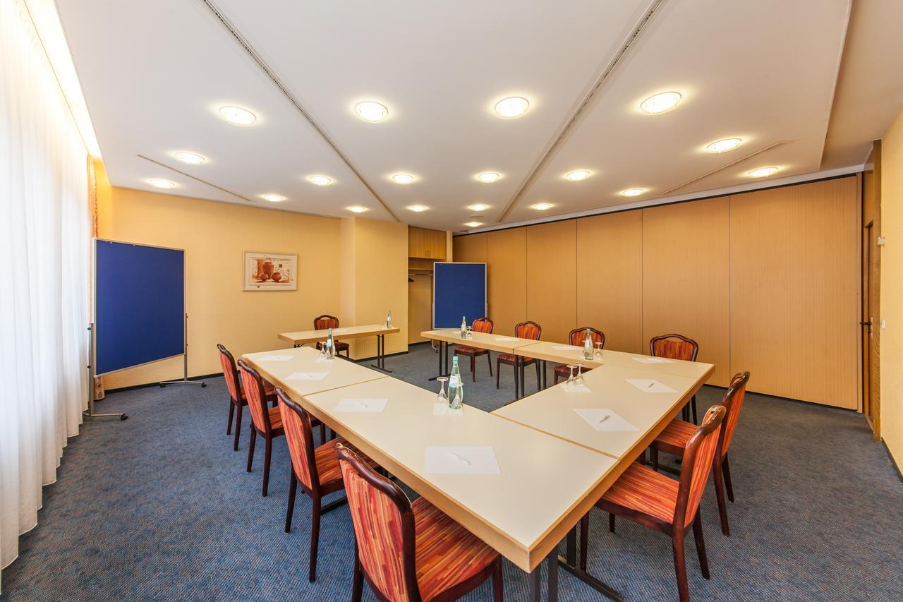 Hotel Strohgaeu Korntal-Münchingen Esterno foto
