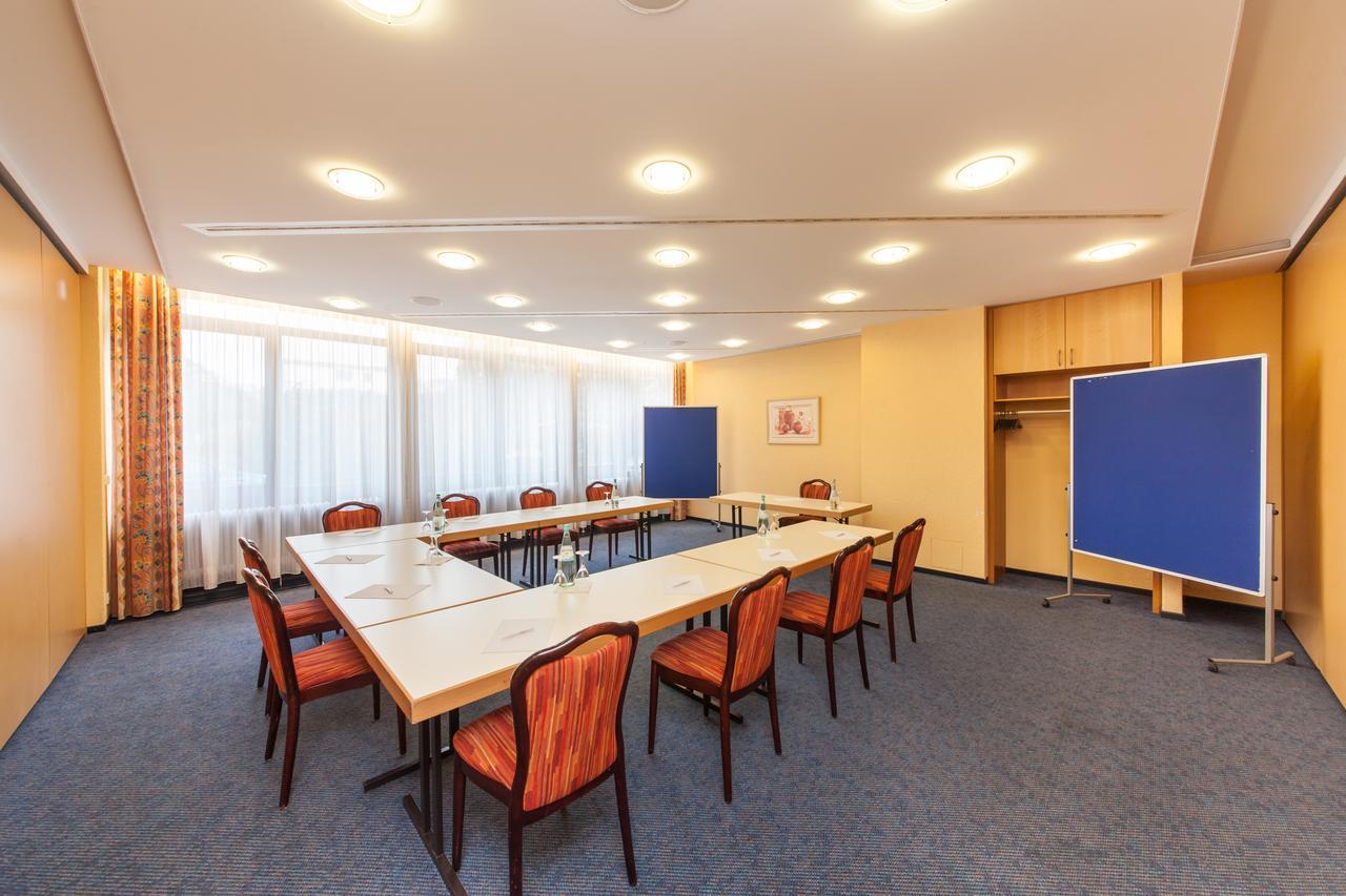 Hotel Strohgaeu Korntal-Münchingen Esterno foto
