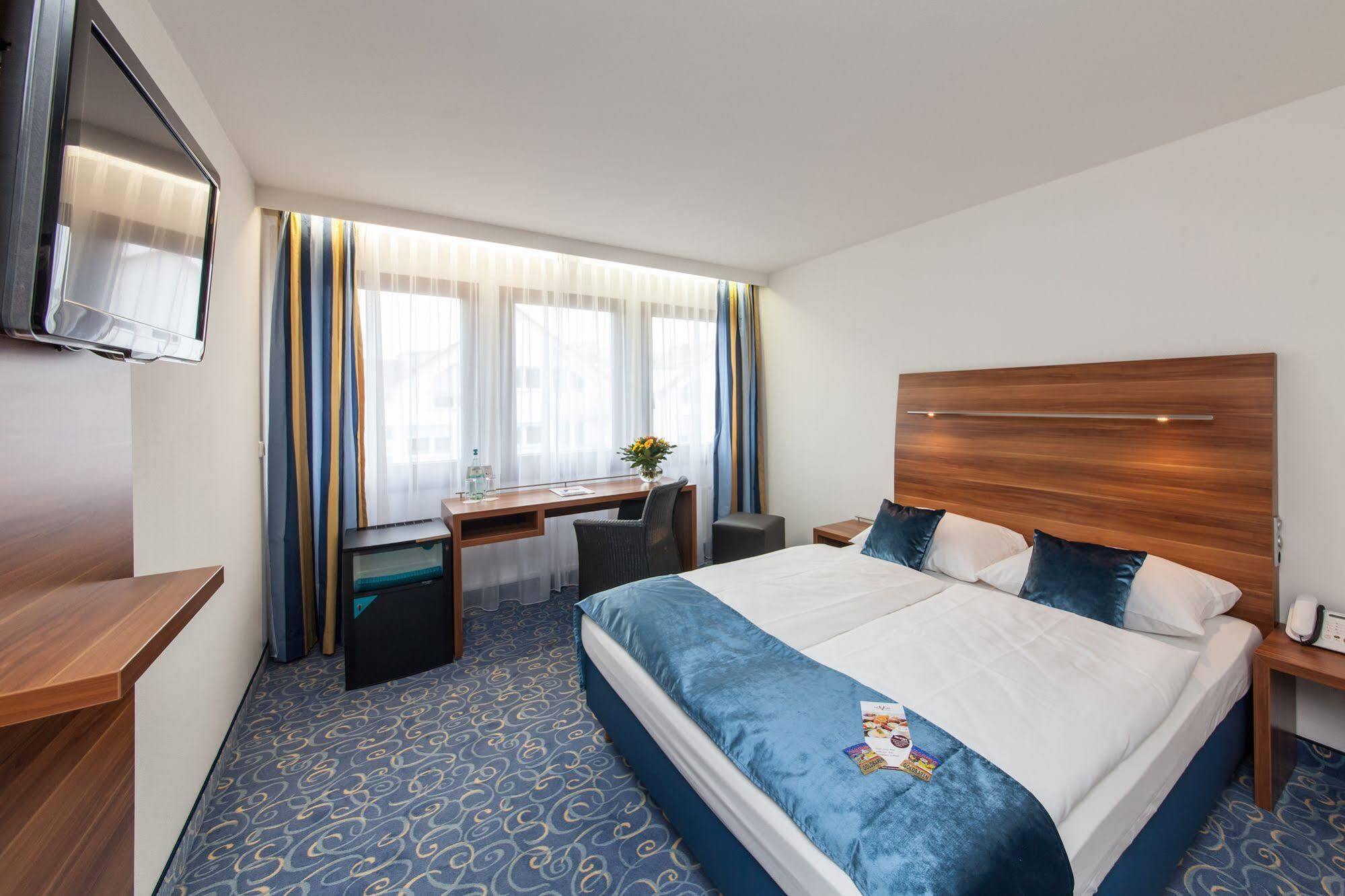 Hotel Strohgaeu Korntal-Münchingen Esterno foto
