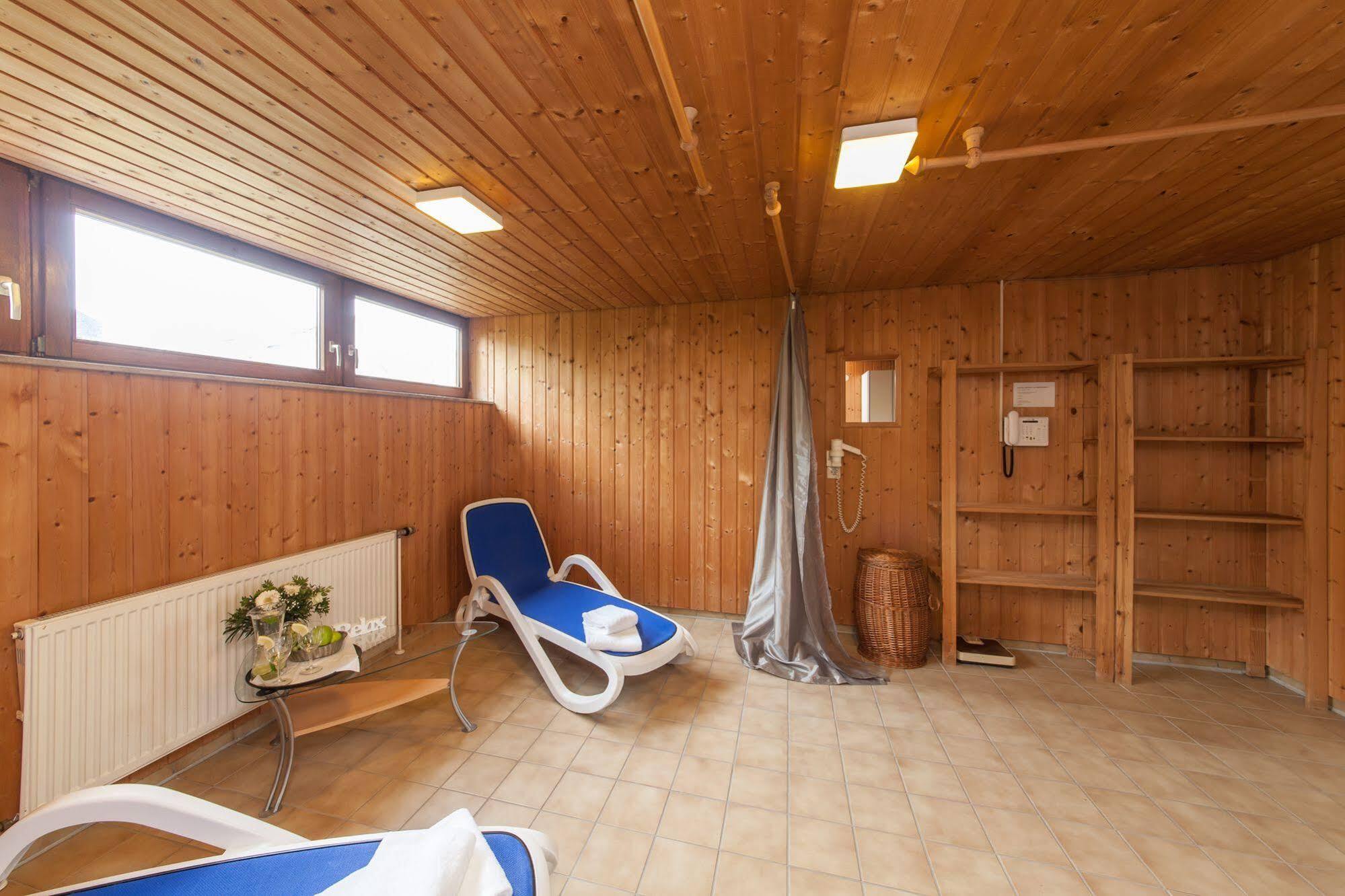 Hotel Strohgaeu Korntal-Münchingen Esterno foto